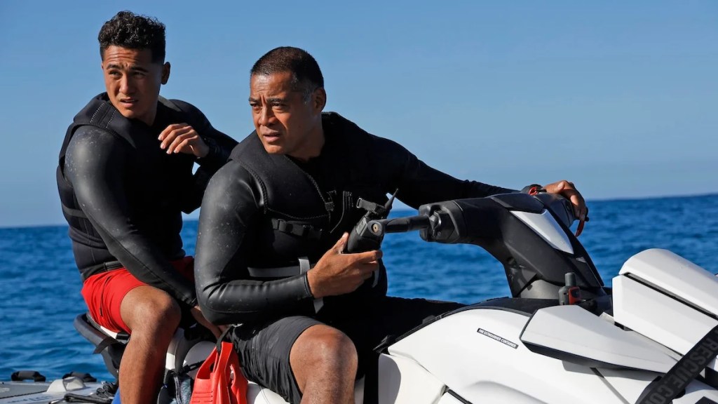 sauvetage-hi-surf-kekoa-kekumano-robbie-magasiva-zach-dugan-fox