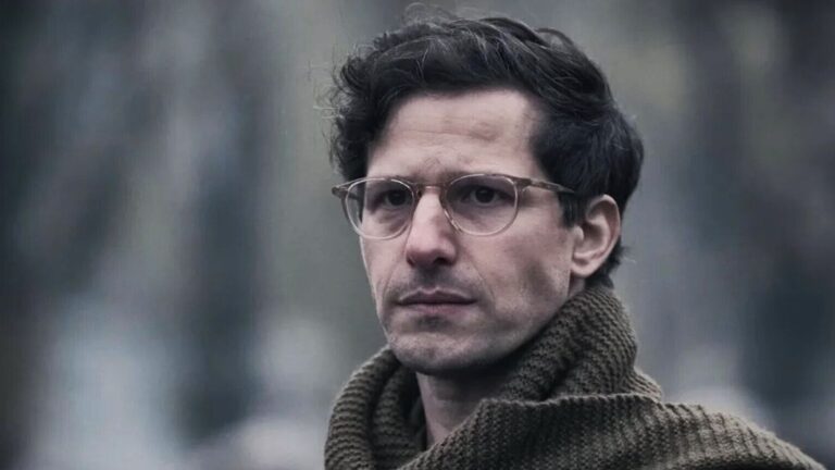 Andy Samberg partage ses émotions derrière son rôle dramatique dans le film Lee sur la Seconde Guerre mondiale