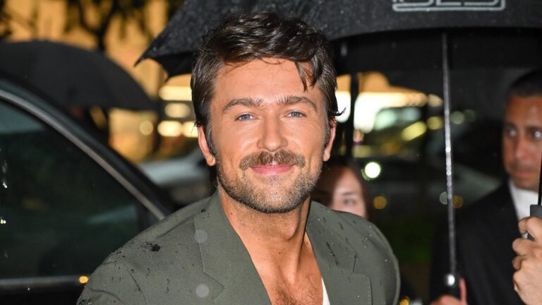 La star de « Ça se termine avec nous », Brandon Sklenar, prépare son prochain projet avec « The Housemaid » en face de Sydney