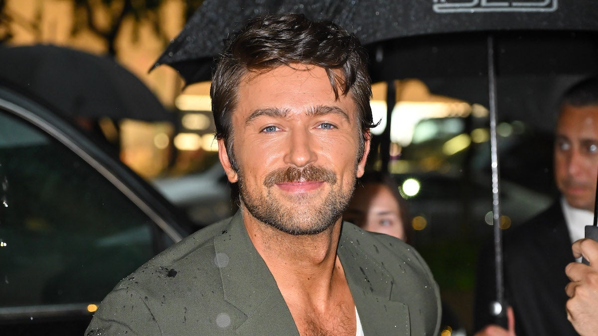 Brandon Sklenar, la star de « It Ends With Us », explique pourquoi il a rejoint le casting Blake Lively-Justin Baldoni