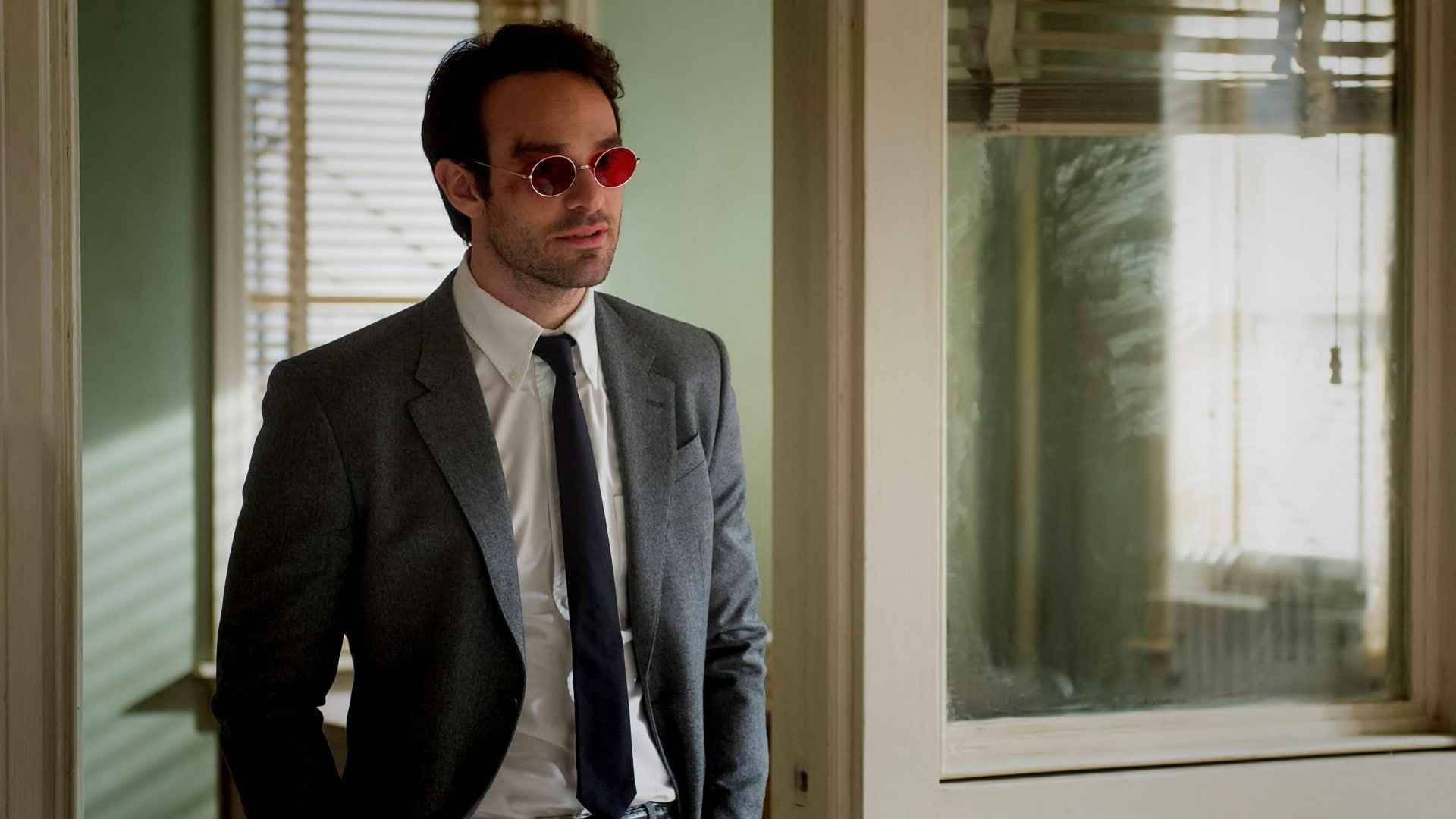 Charlie Cox réagit à l'idée de Daredevil, Spider-Man et Deadpool