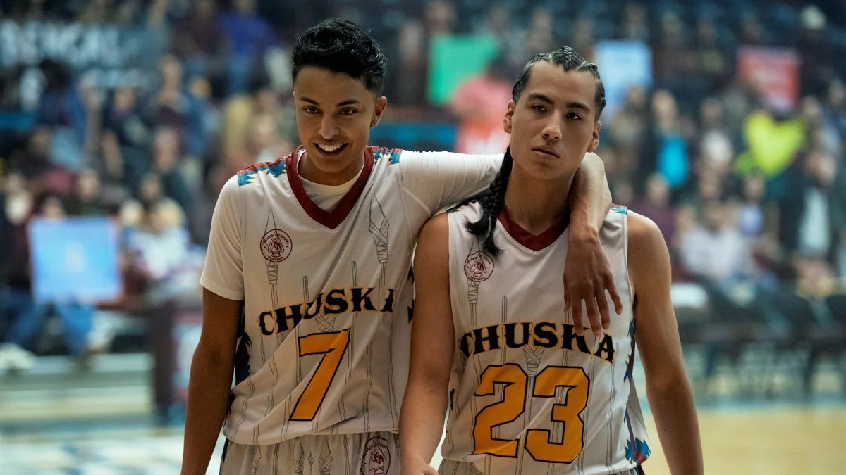 Critique de « Rez Ball » : le drame de basket-ball de la réserve Navajo de Netflix est