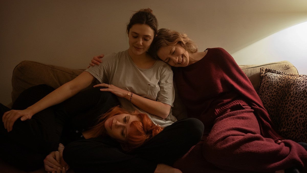 Critique de « Ses trois filles » : le drame Netflix est une étude de personnages fascinante