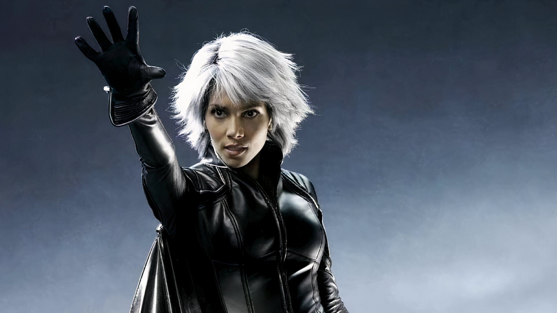 Halle Berry taquine les fans avec un retour potentiel des X-Men dans Secret Wars