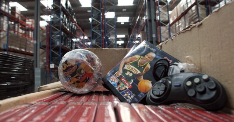 La police italienne saisit 52,8 millions de dollars de fausses consoles de jeux vidéo auprès d'un réseau de trafiquants
