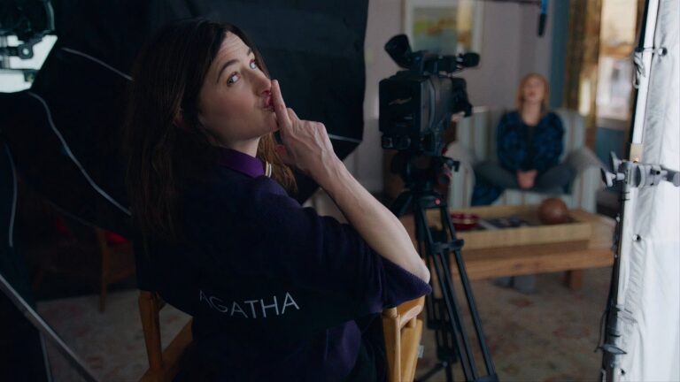 La star d'Agatha All Along ne se soucie pas du MCU et veut combattre Ryan