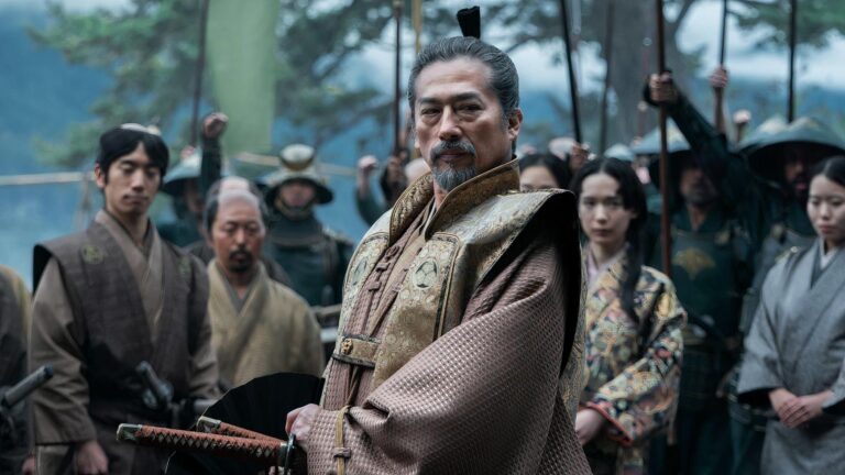 La star de Shōgun réchauffe le cœur des fans en prononçant son discours d'acceptation des Emmy Awards