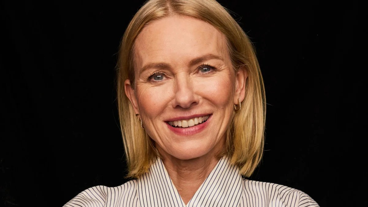 Naomi Watts détaille son travail avec un grand danois dans « The Friend » : « Il apporte le cœur et l'âme dans