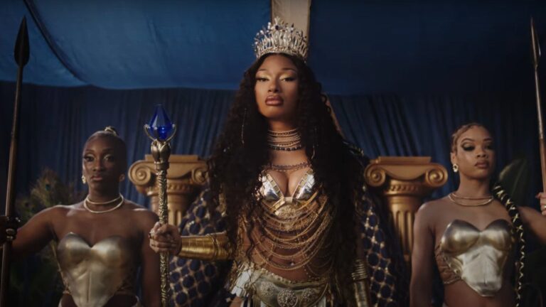 Pepsi ramène la publicité « Gladiator » pour la suite en échangeant Beyoncé et Pink contre Megan Thee Stallion et