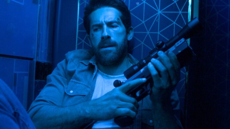 Scott Adkins, la star de John Wick 4, se met à l'abri dans la bande-annonce du nouveau film