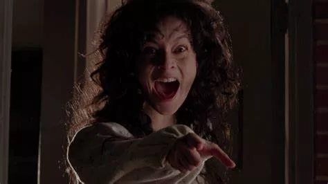 10 Underrated Horror Movies That Roger Ebert Loved and Where.webp