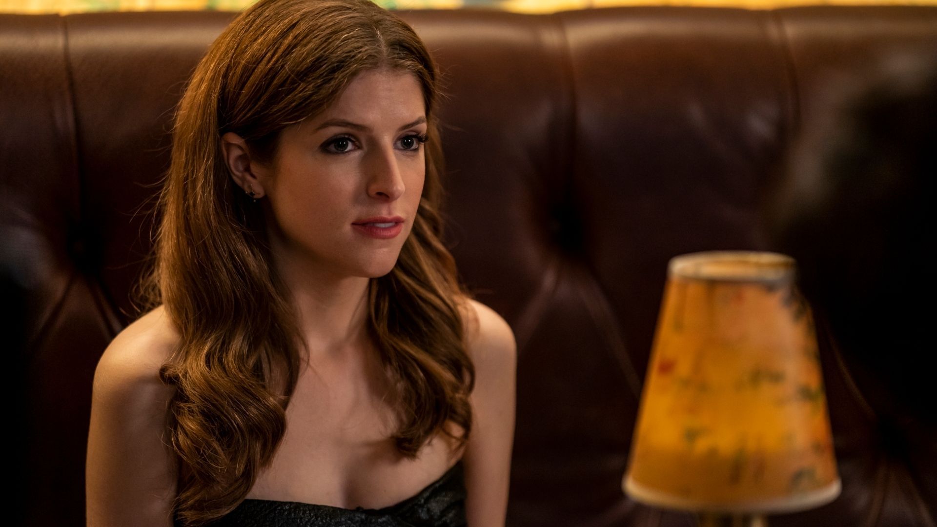 Anna Kendrick de Woman of the Hour critique le réalisateur pour On-Set