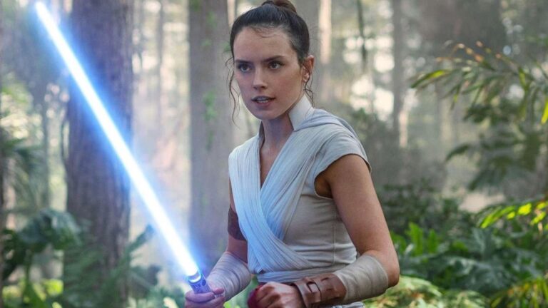 Daisy Ridley taquine une éventuelle trilogie Star Wars pour Rey Skywalker