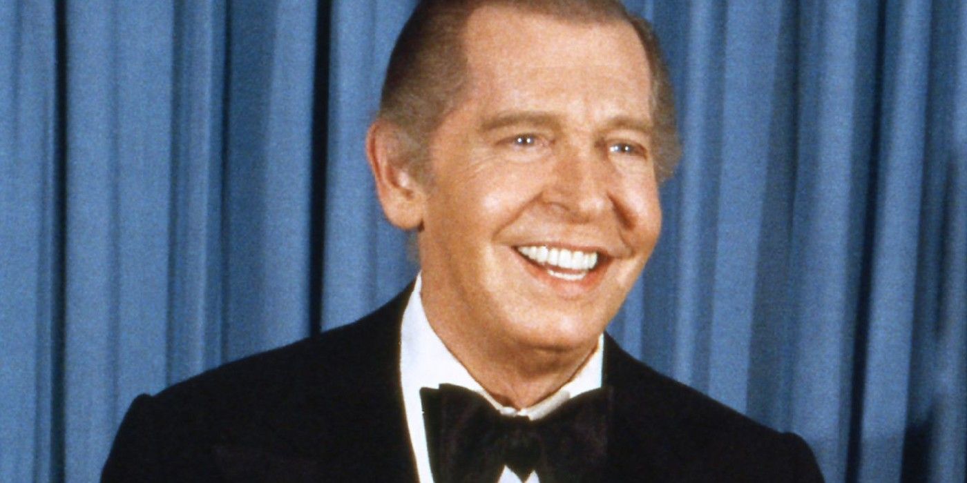Histoire vraie du samedi soir : pourquoi Milton Berle a-t-il été banni de SNL ?