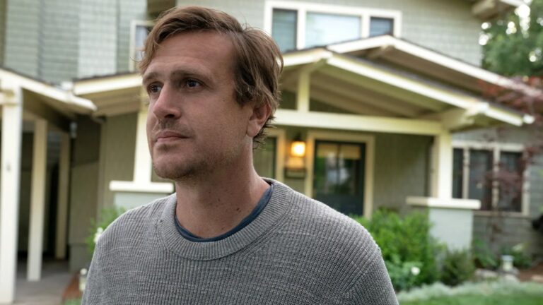 Jason Segel discute du typcasting et du rétrécissement de la saison 2