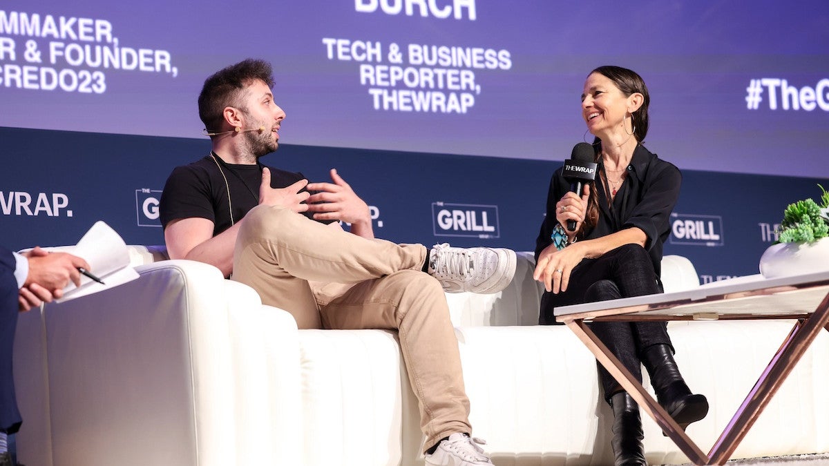 Justine Bateman prévient que l'IA va « brûler l'entreprise » : « La structure va s'effondrer » | Vidéo
