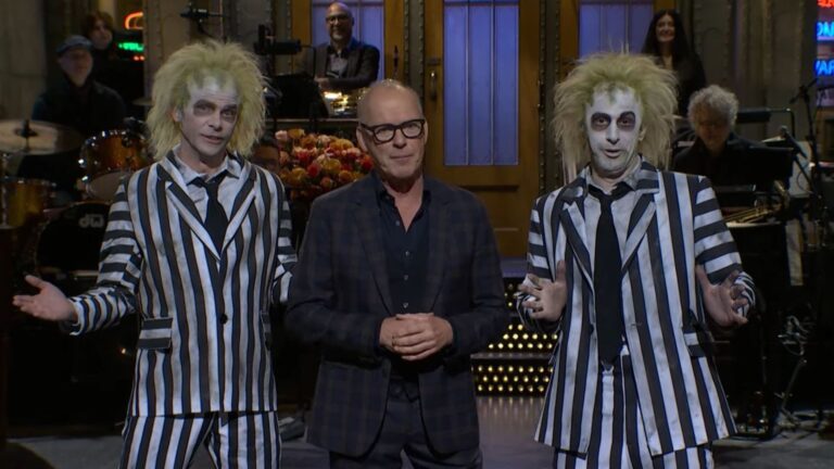 Le monologue de SNL rassemble Michael Keaton avec Andy Samberg et