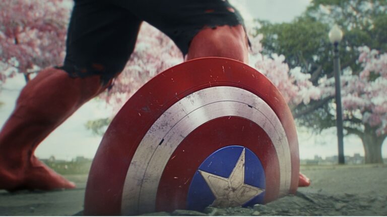 Le nouveau logo MCU mettant en vedette Red Hulk et Fantastic Four Sidekick révélé