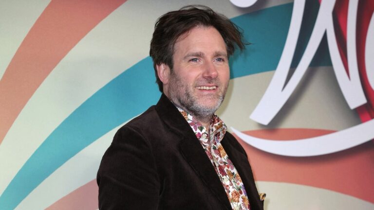 Le réalisateur de « Wonka » et « Paddington » Paul King se prépare pour le « Prince Charmant » de Disney