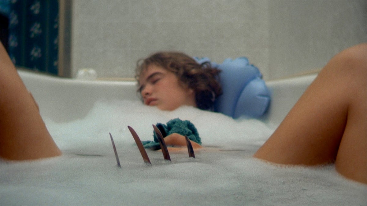 Les stars de "Nightmare on Elm Street" Heather Langenkamp et Robert Englund reviennent sur 40 ans de