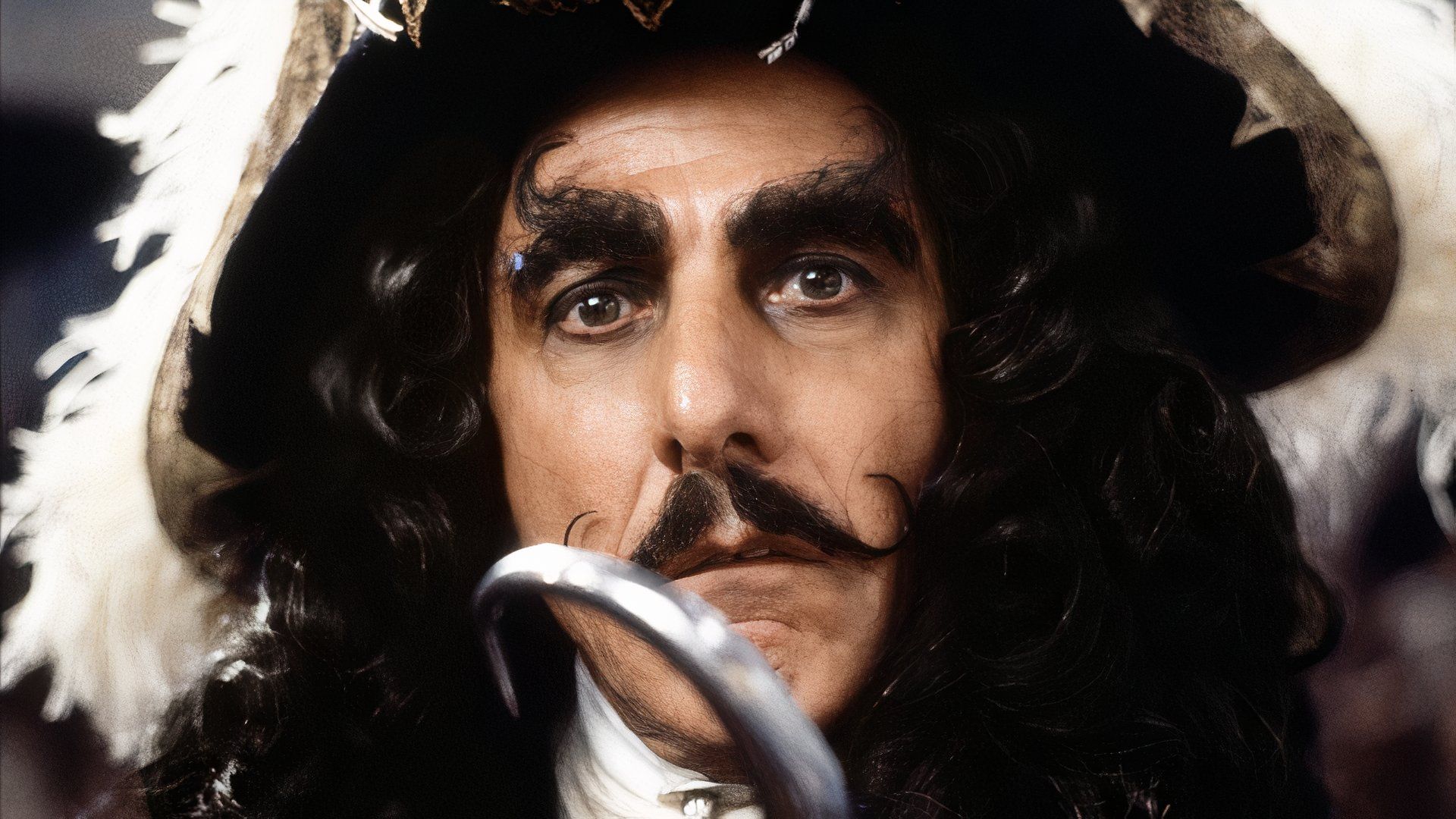 Pourquoi Steven Spielberg n'aime pas Hook bien qu'il s'agisse d'un classique culte