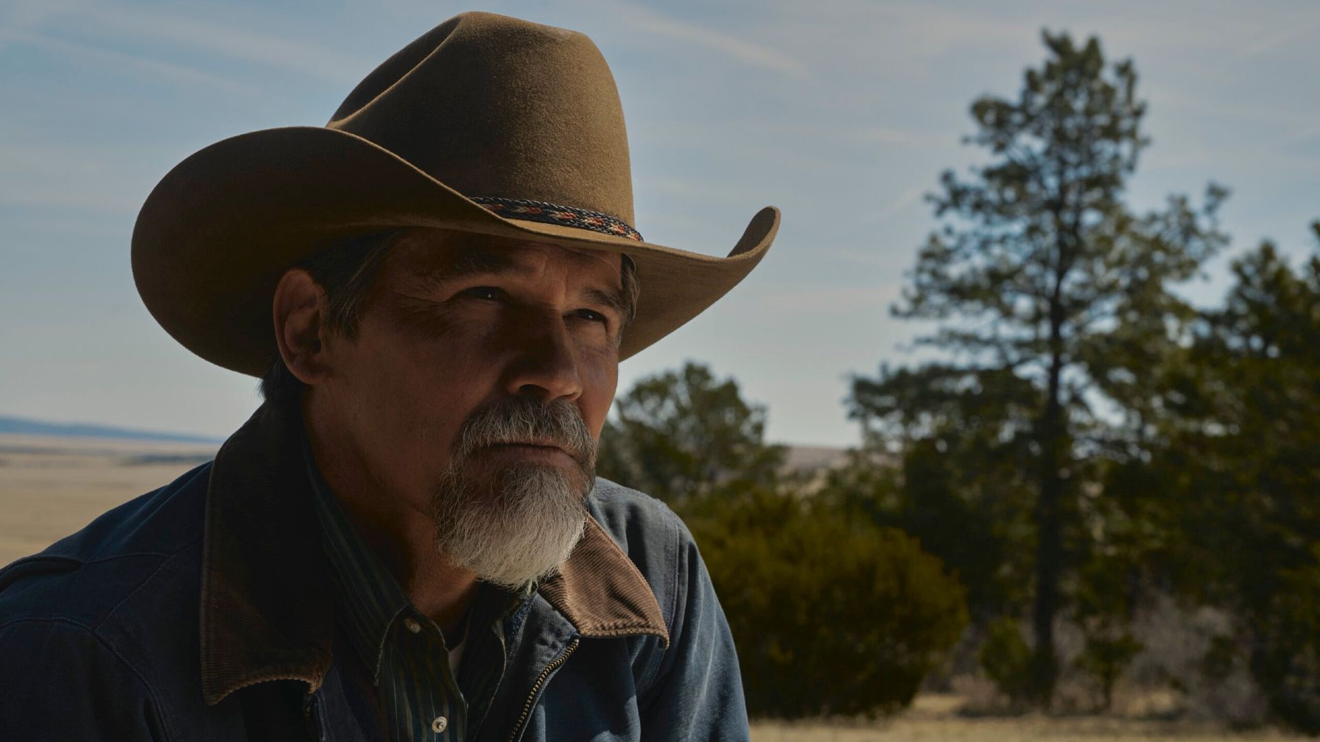 The Running Man présente Josh Brolin comme méchant face à Glen Powell