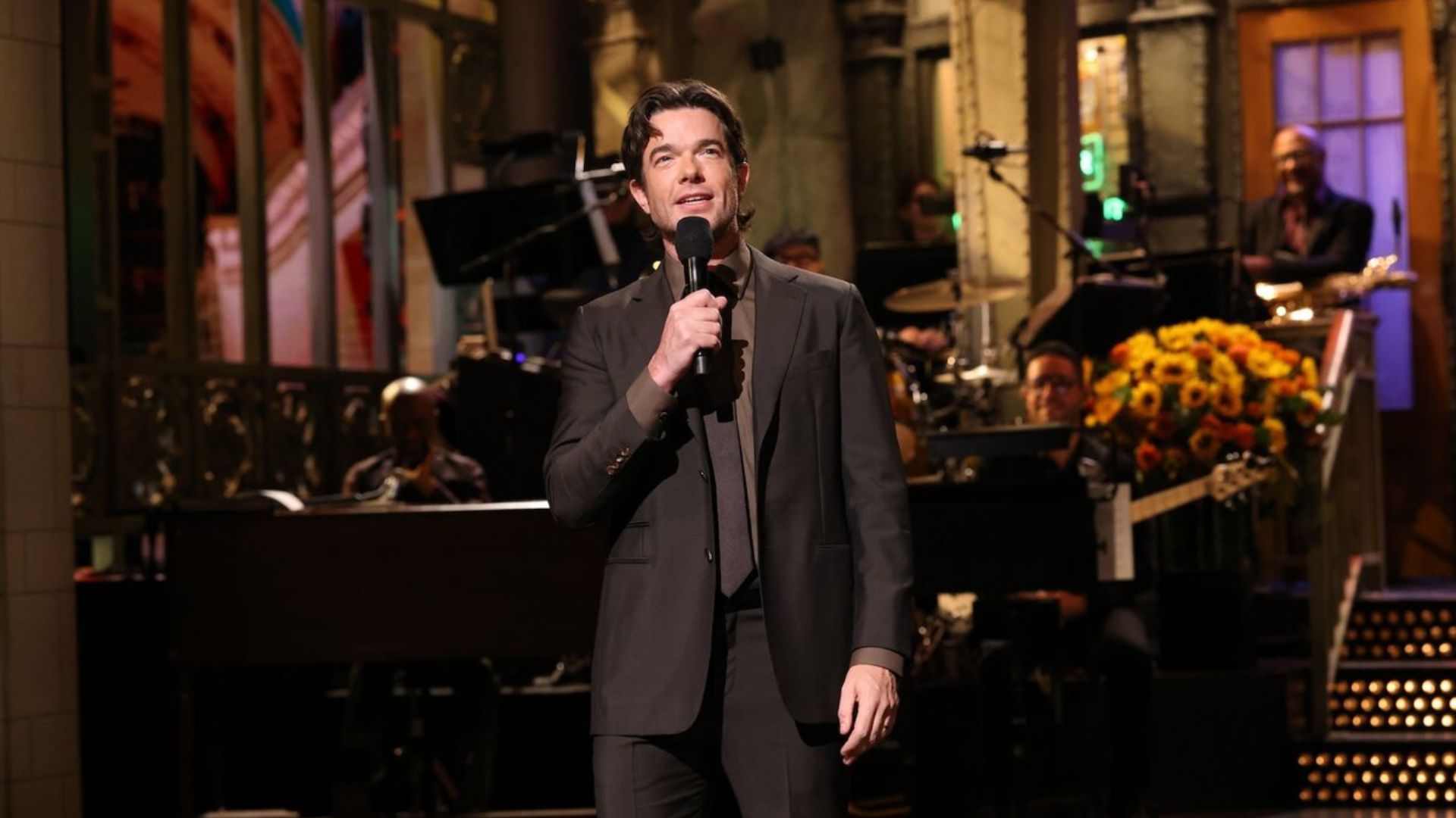 Harvey Epstein est réellement réel et réagit au sketch SNL de John Mulaney