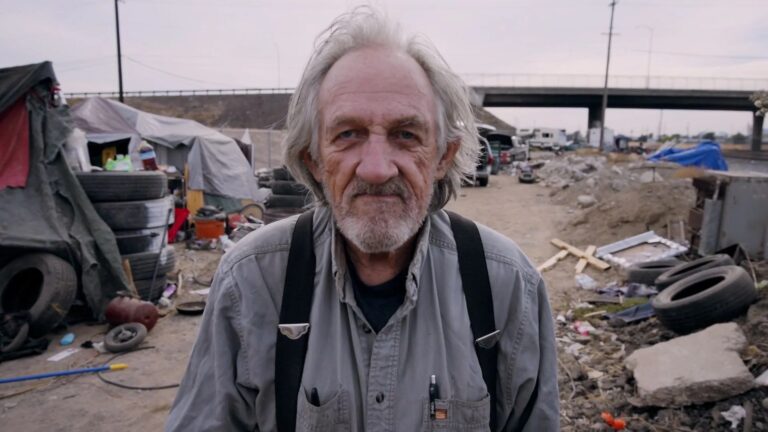 L'équipe « Américains sans adresse » espère briser les idées fausses sur le sans-abrisme