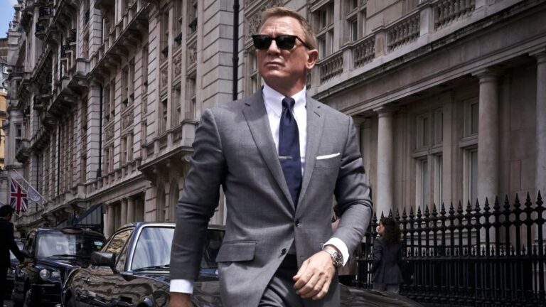La star de James Bond, Daniel Craig, a une réaction hilarante à la question 007