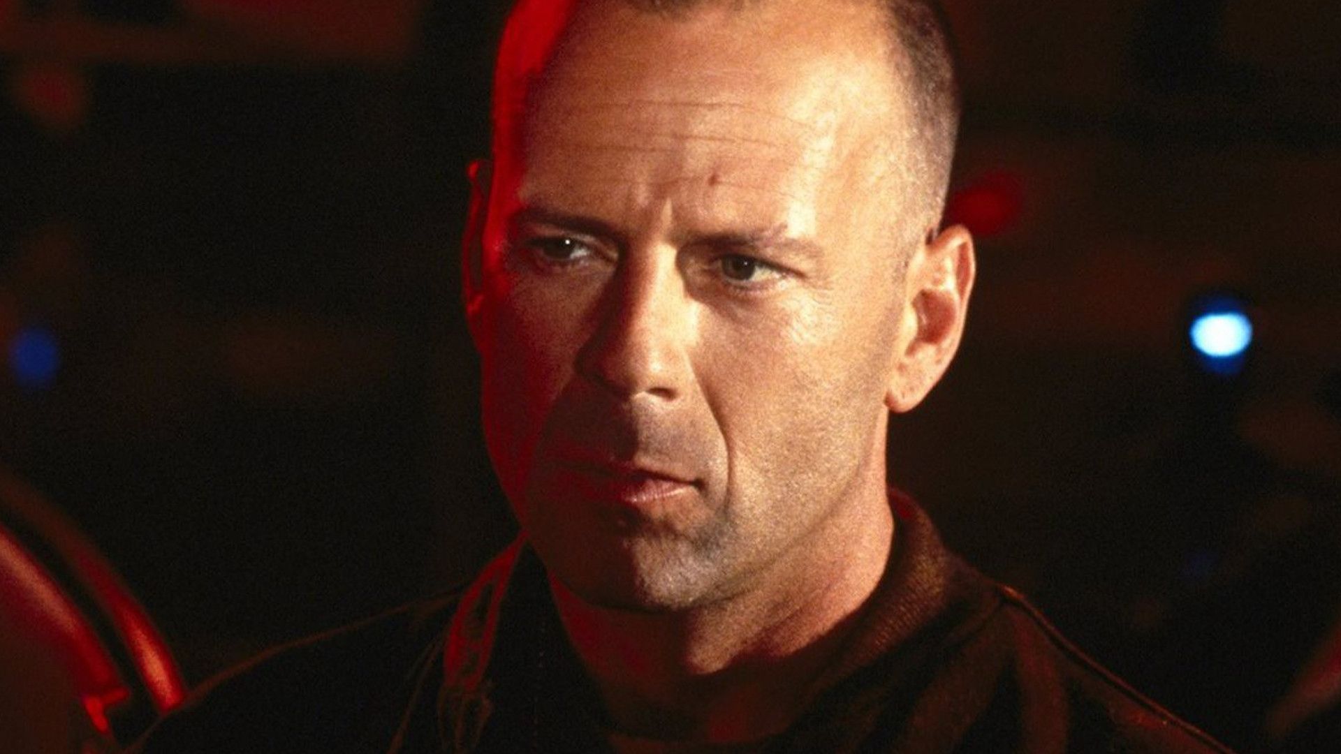 Quentin Tarantino défend les films d'action de fin de carrière de Bruce Willis