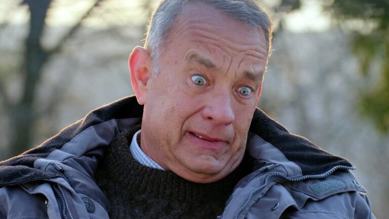 Tom Hanks se lance dans une diatribe NSFW contre les critiques de cinéma à propos d'ici le film