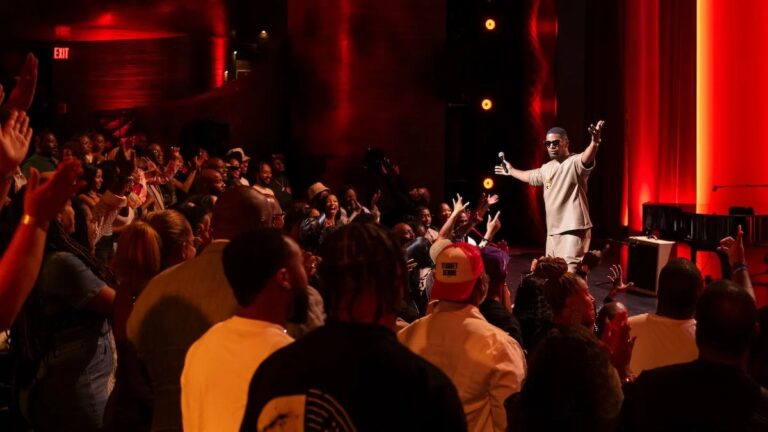Critique de « Jamie Foxx : Ce qui s'est passé était » : l'acteur rôtit Diddy et se bat