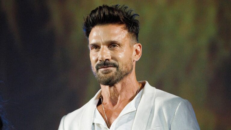 Frank Grillo fait tapis sur DC, taquine le retour de « Tulsa King » et s'adresse au « Fake Natty » d'Hollywood