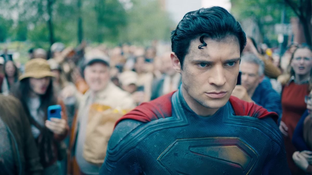 James Gunn remercie les fans de "Superman" d'avoir fait de la bande-annonce la plus vue "de l'histoire de DC et