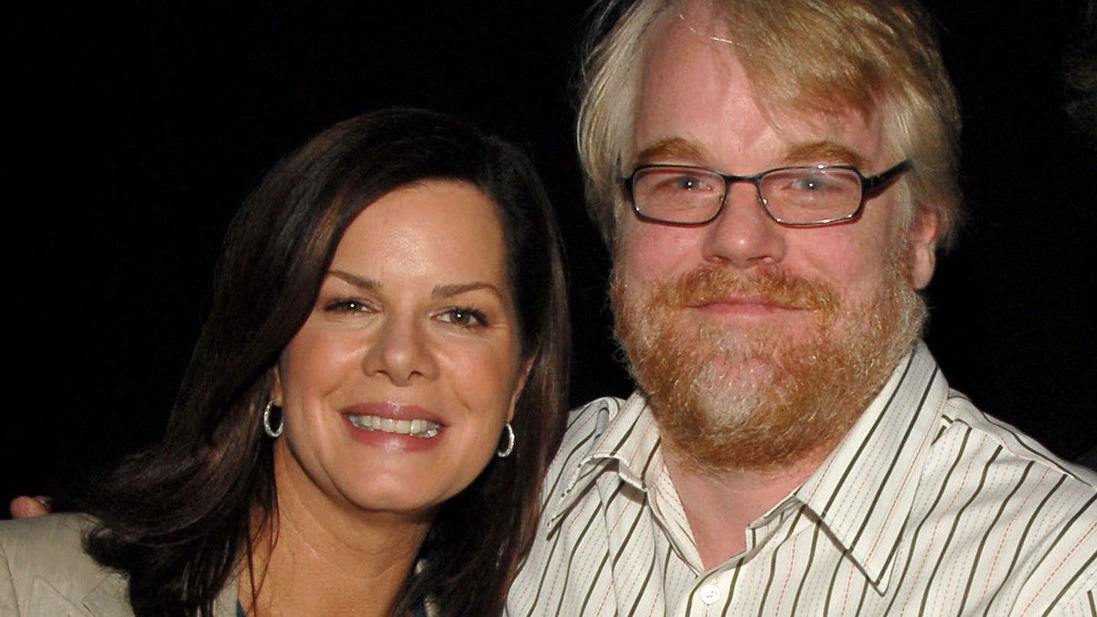 Marcia Gay Harden dit que Philip Seymour Hoffman a demandé à Mike Nichols de s'excuser d'avoir été trop dur avec elle