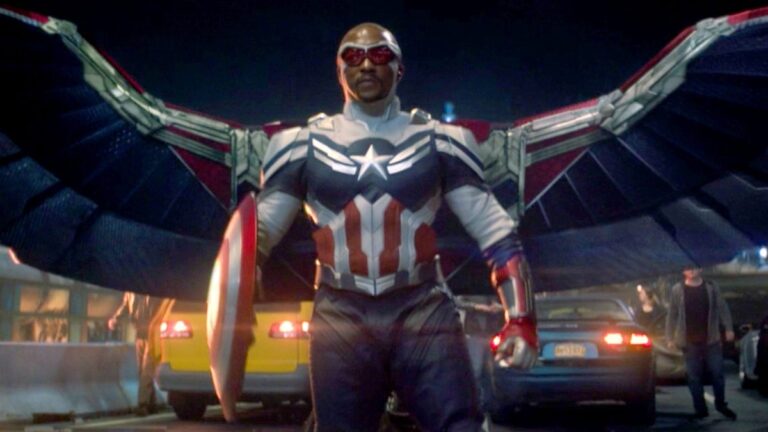 Anthony Mackie répond à la controverse de Captain America: «Je suis un fier américain»