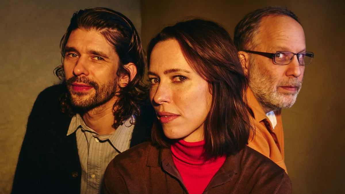 Ben Whishaw et Ira Sachs savent que «la journée de Peter Hujar» aurait pu être «en quelque sorte prétentieuse» | Vidéo