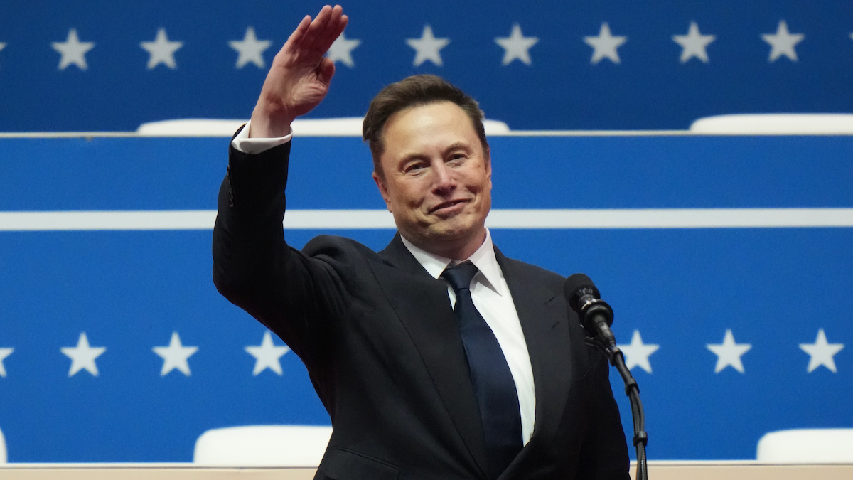 Elon Musk dit qu'il pense qu'il va poursuivre «effrayant» Tim Walz sur la réclamation nazie | Vidéo