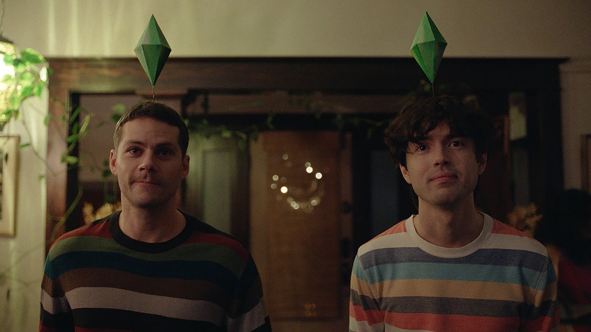 Revue 'Twinless' ': Dylan O'Brien et James Sweeney sont un grand duo en