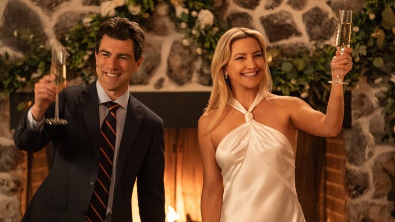 Revue de «point de course»: Kate Hudson ne peut pas briller dans Mindy Kaling