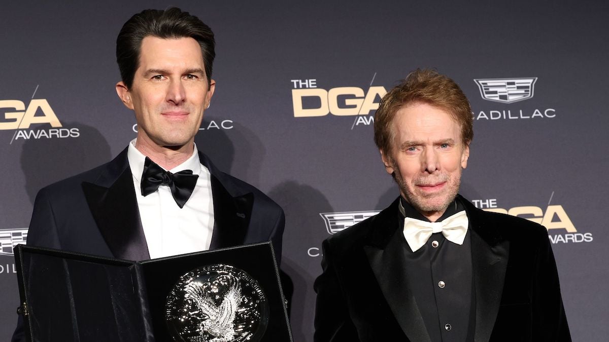 Apple en pourparlers pour acheter Joseph Kosinski-Jerry Bruckheimer Upteled UFO Package