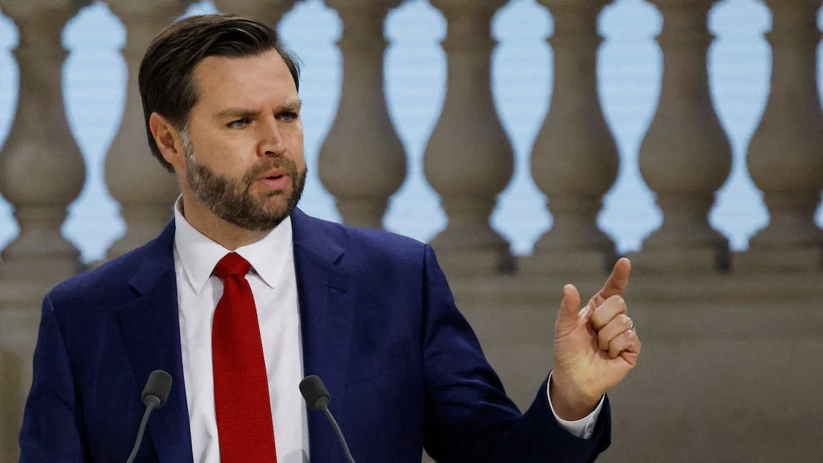 JD Vance dit que l'IA ne remplacera jamais les humains, nous rendra plutôt nous «plus gratuits»