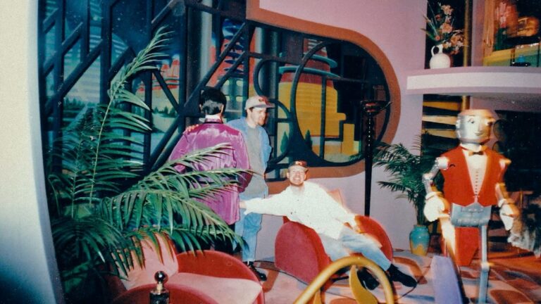 La bande-annonce de «  Kingdom 'Stolen' taquine un documentaire sur 'The Ocean's Eleven' of Walt Disney World |