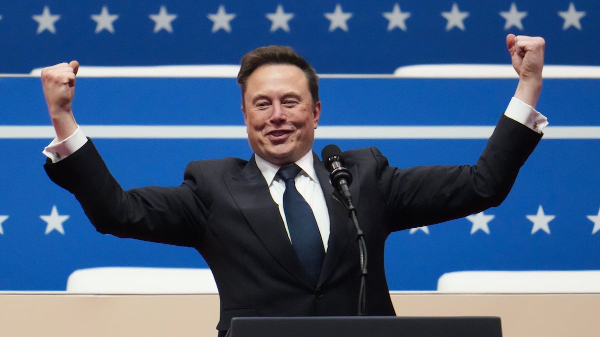 Les experts informatiques sont une alarme solide sur l'accès aux données Elon Musk: `` la plus grande violation de sécurité de notre pays