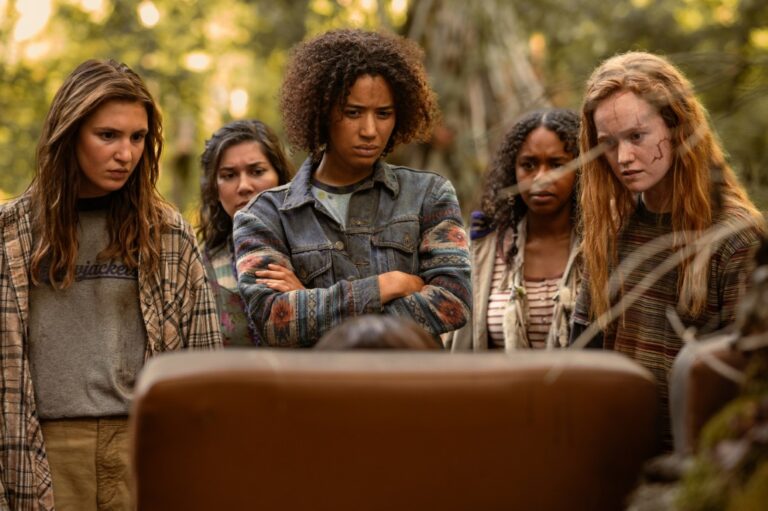 “Yellowjackets” Finally Gets Its Bite Back With Season Three |