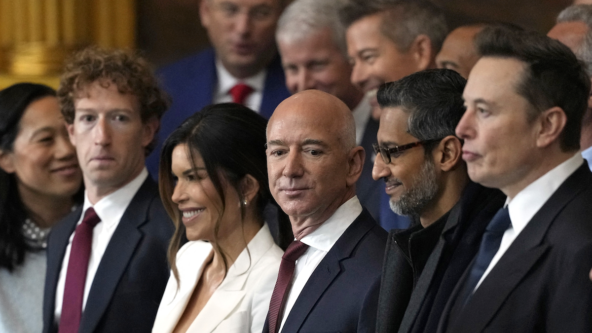 Big Tech Stocks Down Down alors que Wall Street a frappé fort dans le sillage des tarifs de Trump