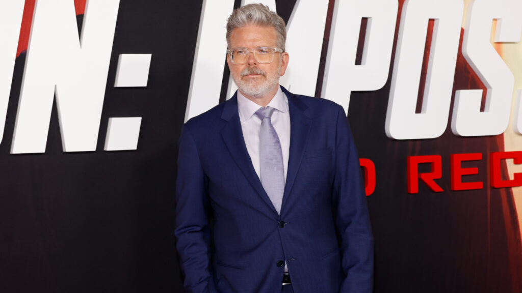 Christopher McQuarrie assiste à la première partie «Mission: Impossible - Dead Reckoning».