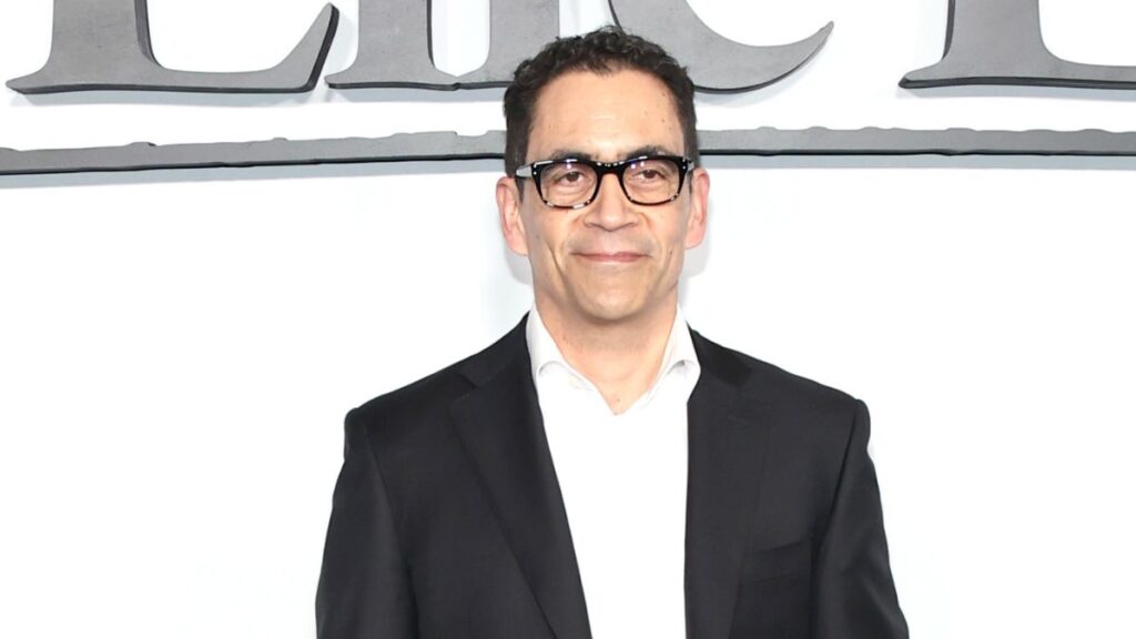 José Zúñiga assiste à la première liste de vie au Paris Theatre le 25 mars 2025 à New York. (Photo de Dimitrios Kambouris / Getty Images pour Netflix)