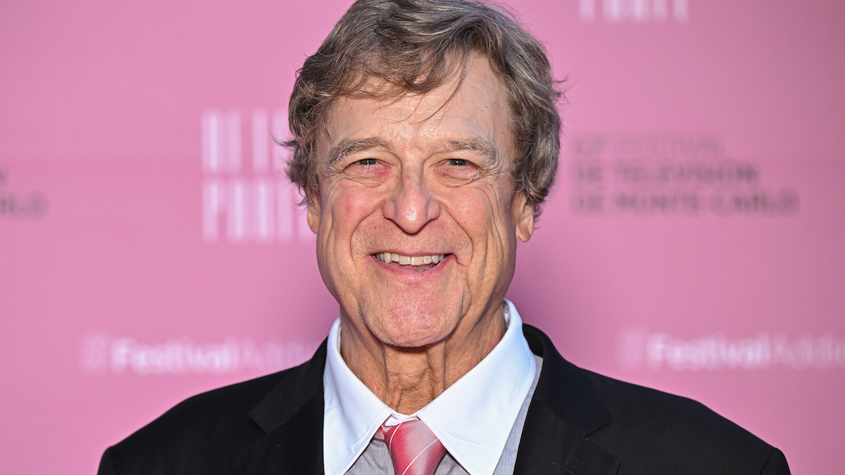 John Goodman subit une blessure à la hanche, la production du dernier film de Tom Cruise a fait une pause