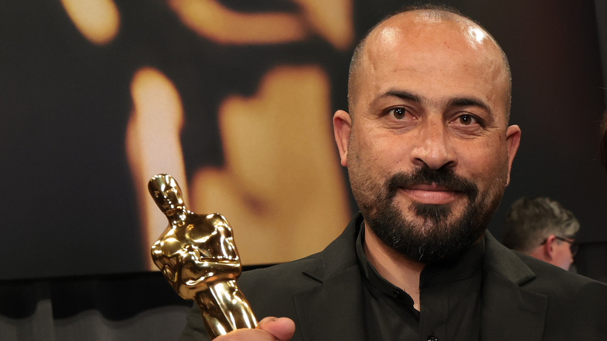 Le codirecteur `` Aucun autre terrain '', Hamdan Ballal, a attaqué et détenu en Cisjordanie, Yuval Abraham dit: